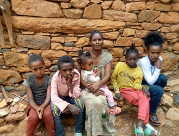 Rigbe Gebremedhin - daughter of martyr (ርግበ ገብረመድሂን - ጓል ስውእ)